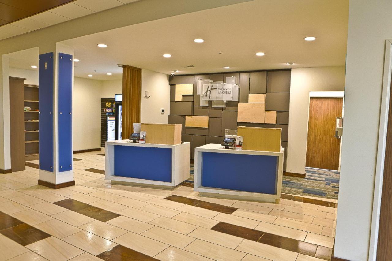 Holiday Inn Express Rochester Hills By Ihg Kültér fotó