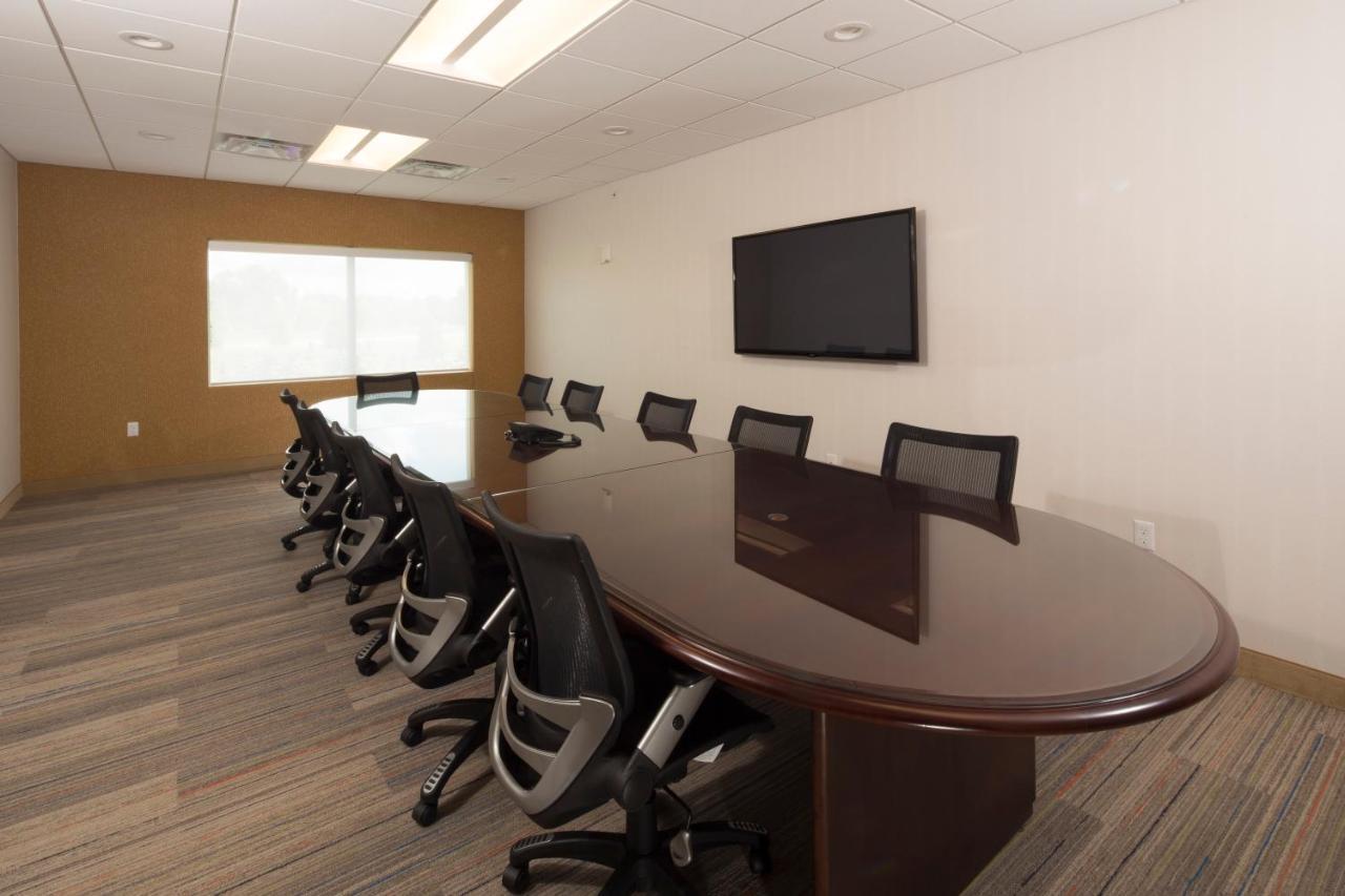 Holiday Inn Express Rochester Hills By Ihg Kültér fotó